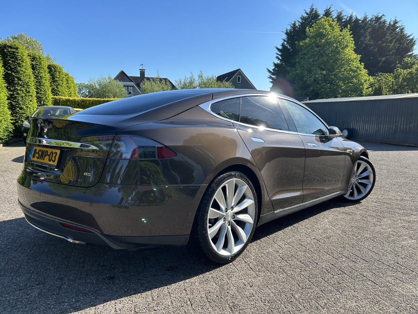 Tesla