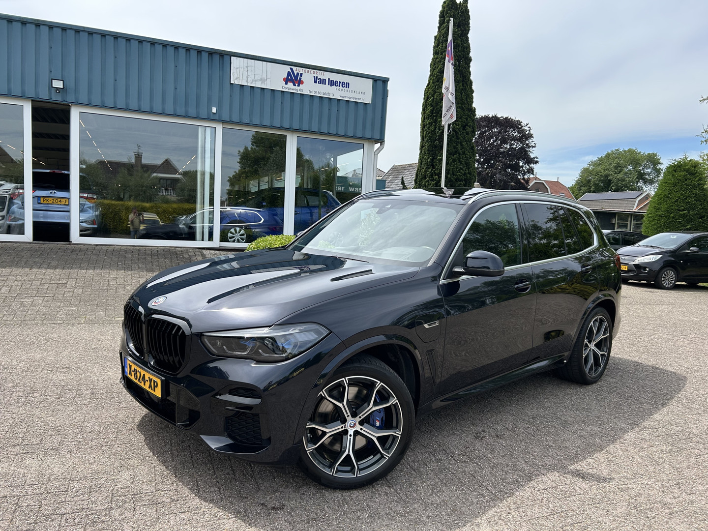 BMW BMW