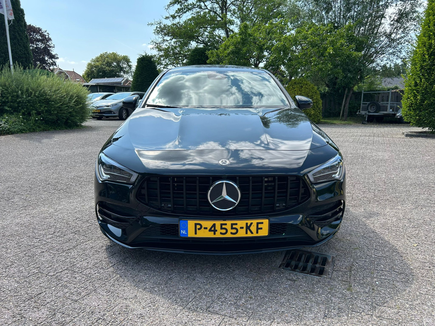 Mercedes-Benz Mercedes-Benz