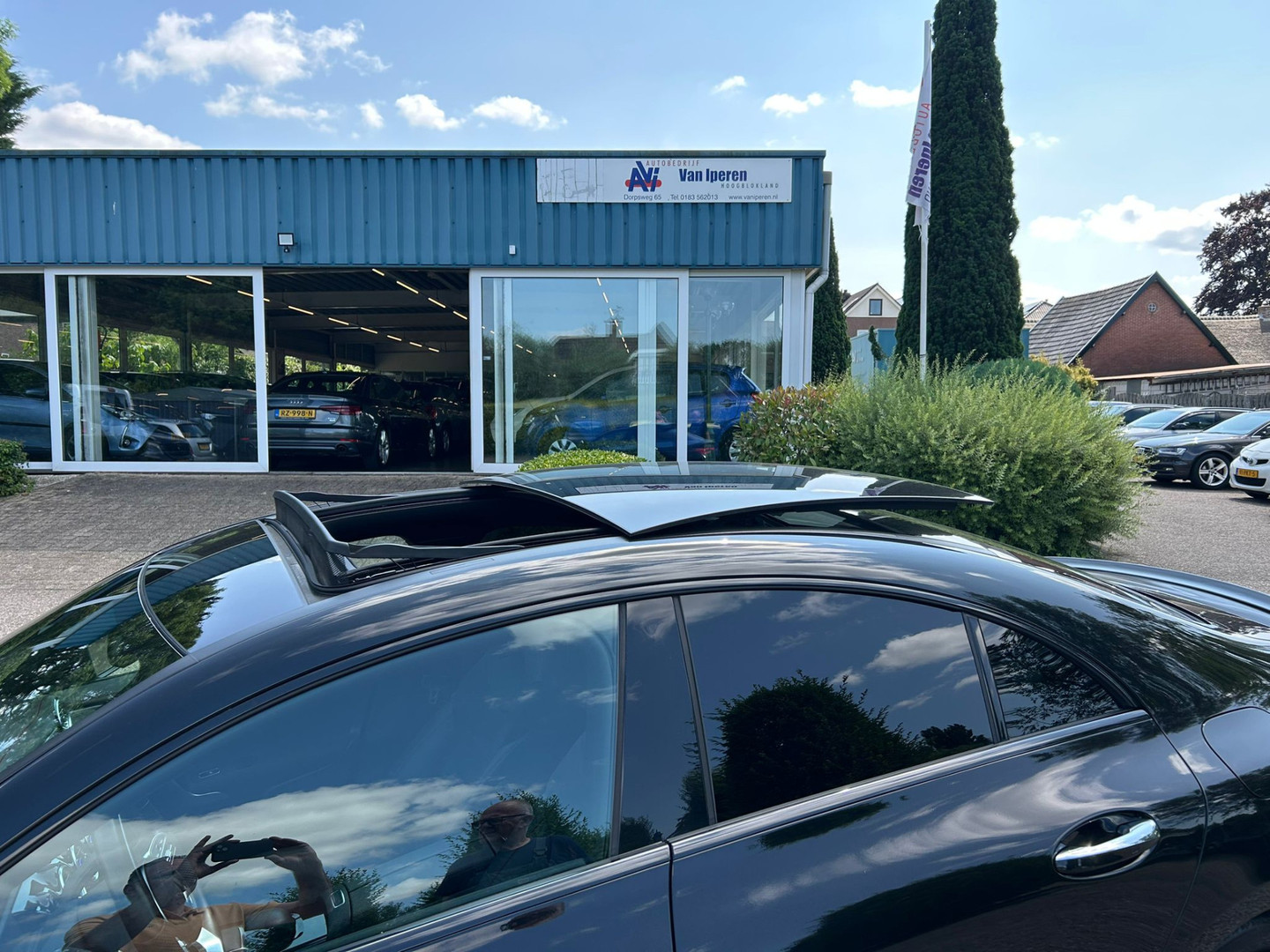 Mercedes-Benz Mercedes-Benz
