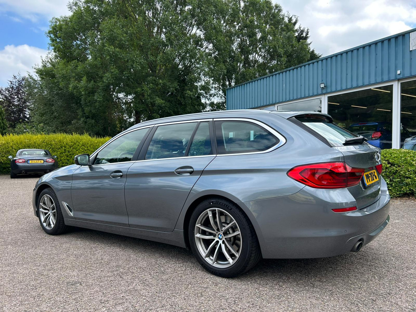 BMW