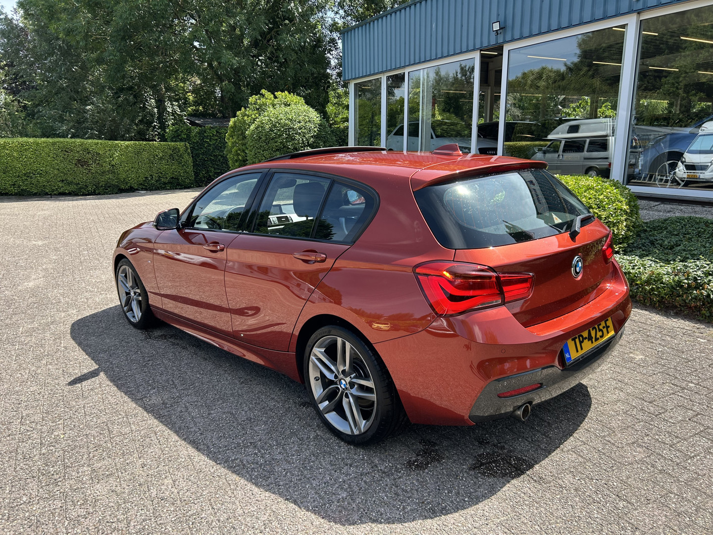 BMW