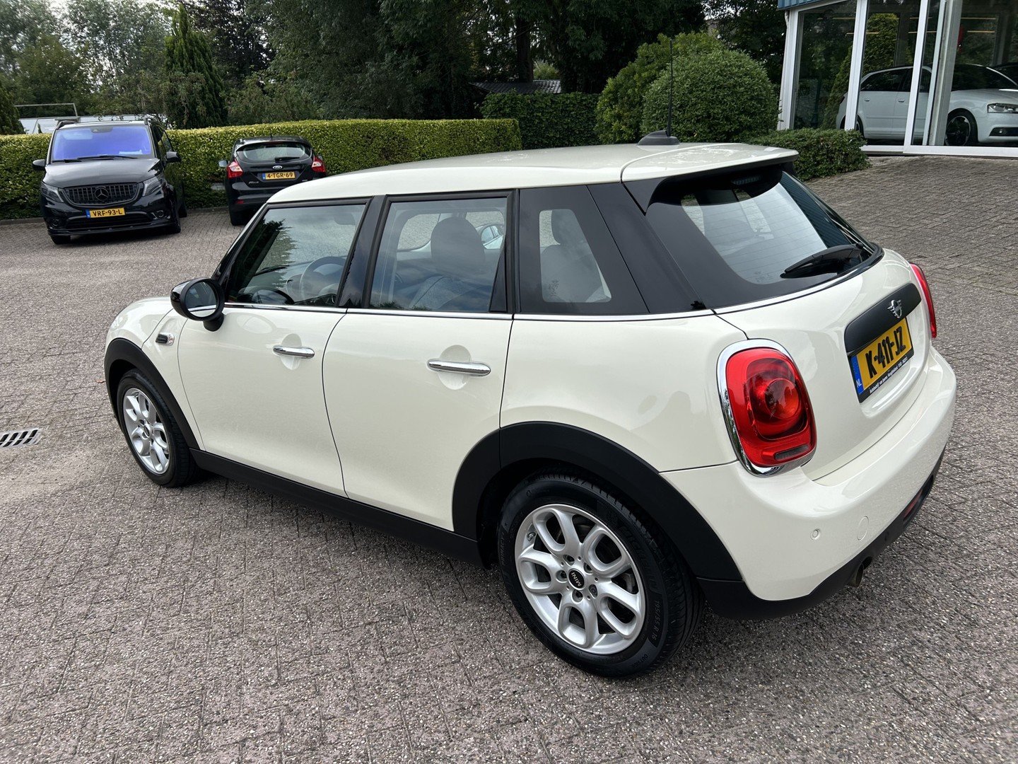 MINI