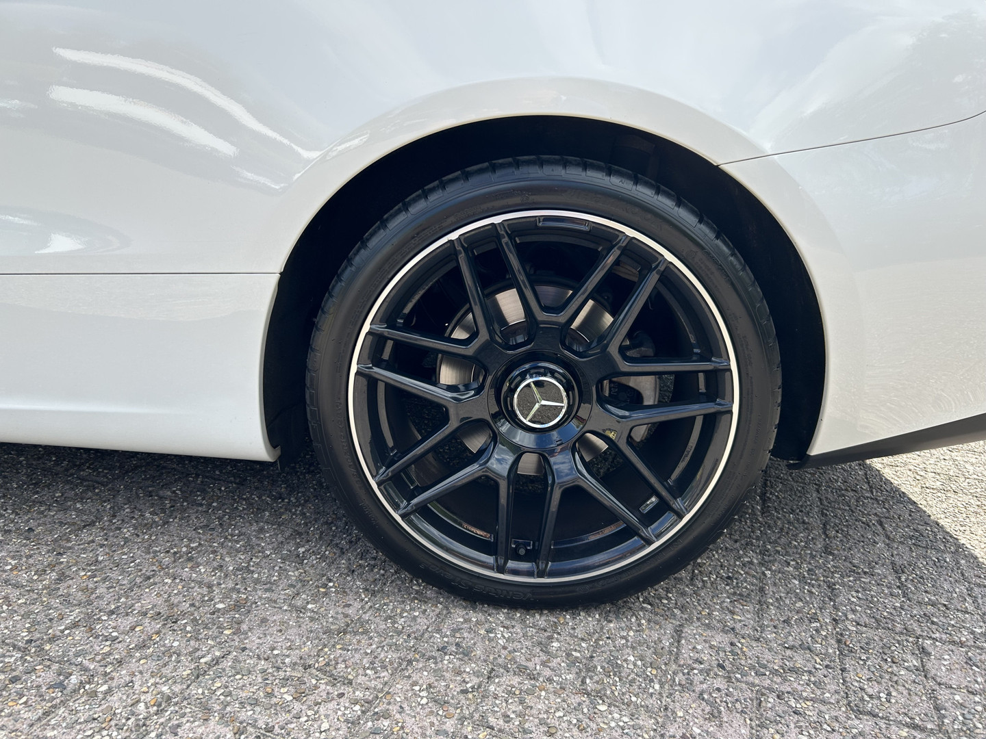 Mercedes-Benz Mercedes-Benz