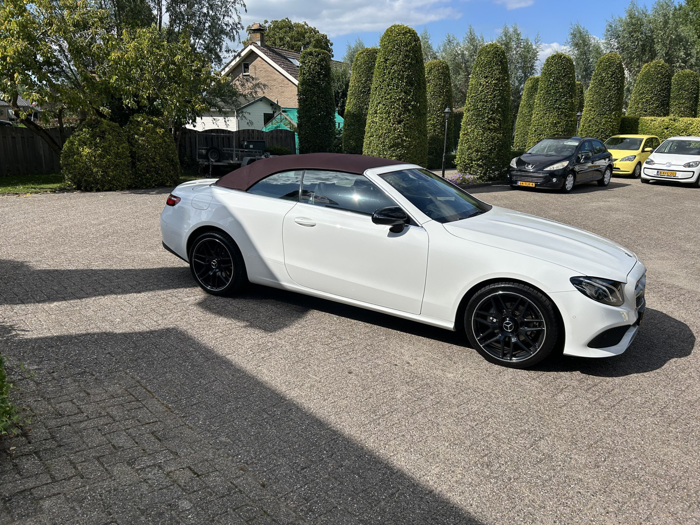 Mercedes-Benz Mercedes-Benz