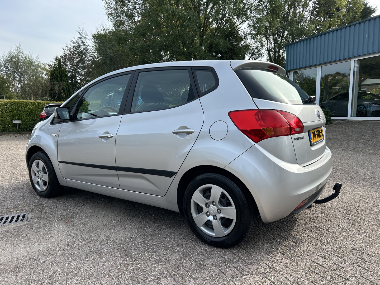 Kia
