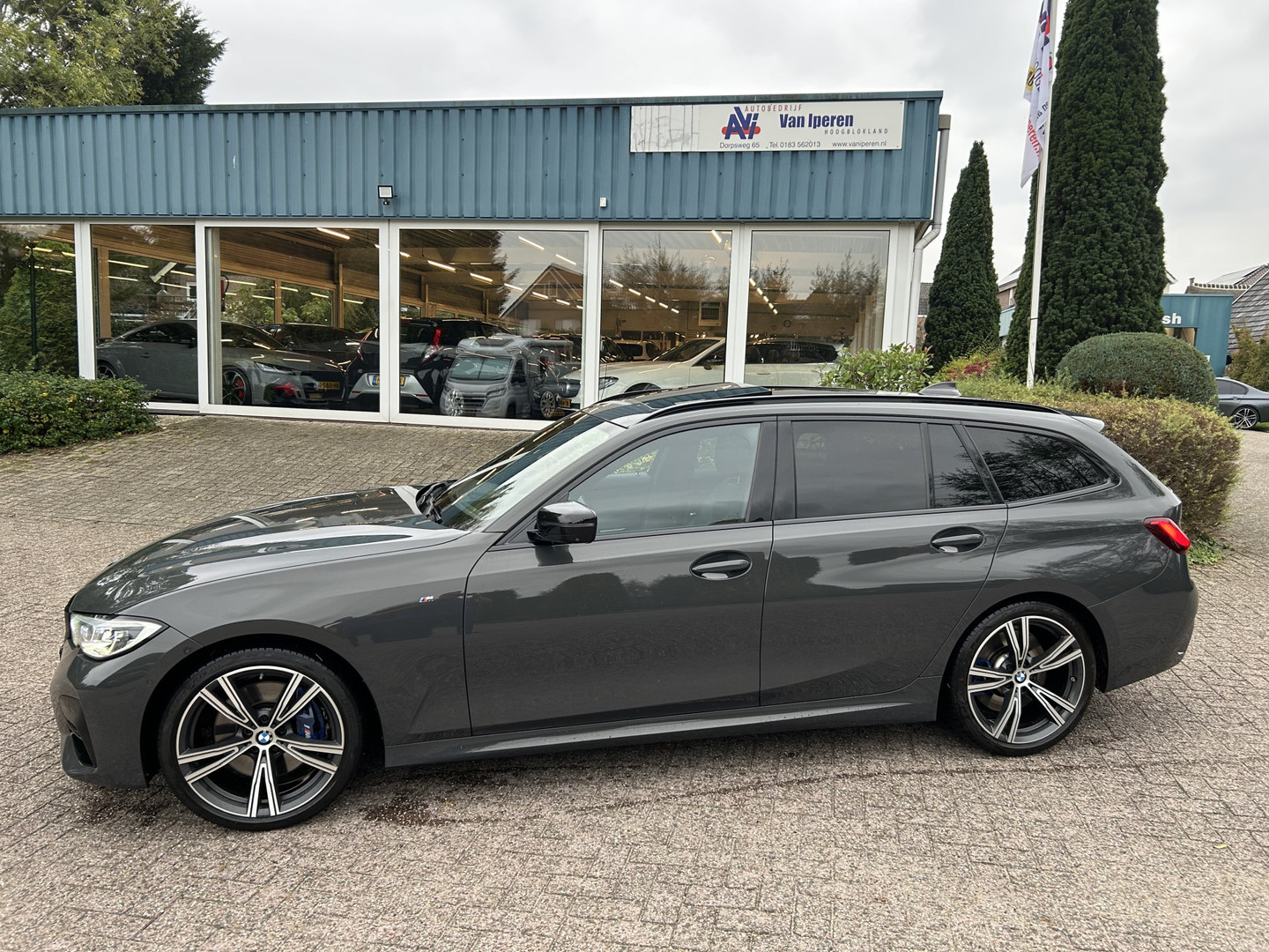 BMW BMW