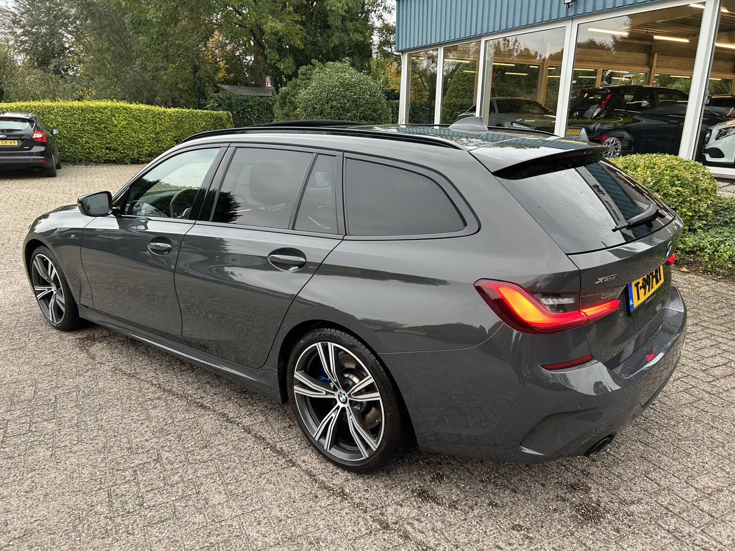 BMW BMW