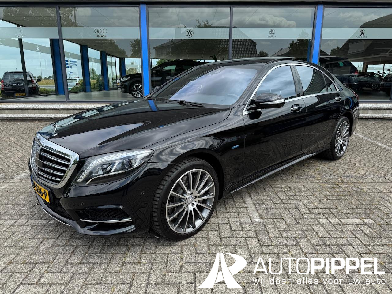 Mercedes-Benz Mercedes-Benz
