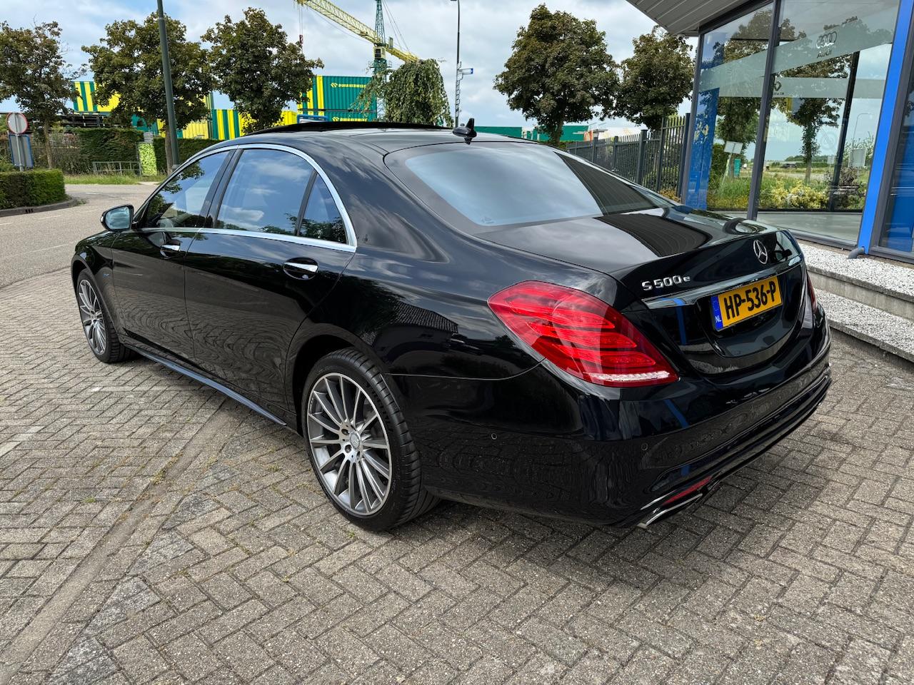 Mercedes-Benz Mercedes-Benz