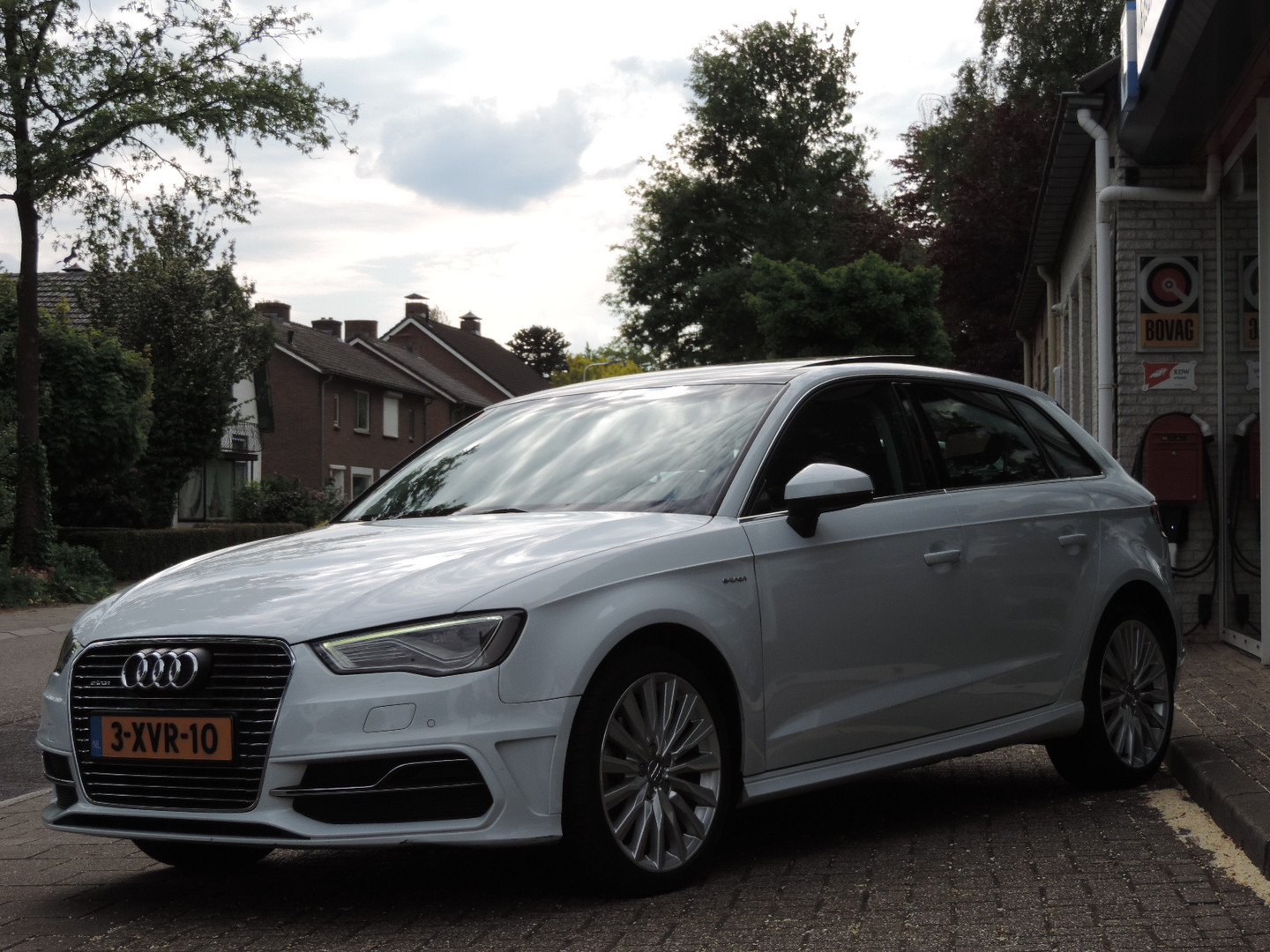 Audi