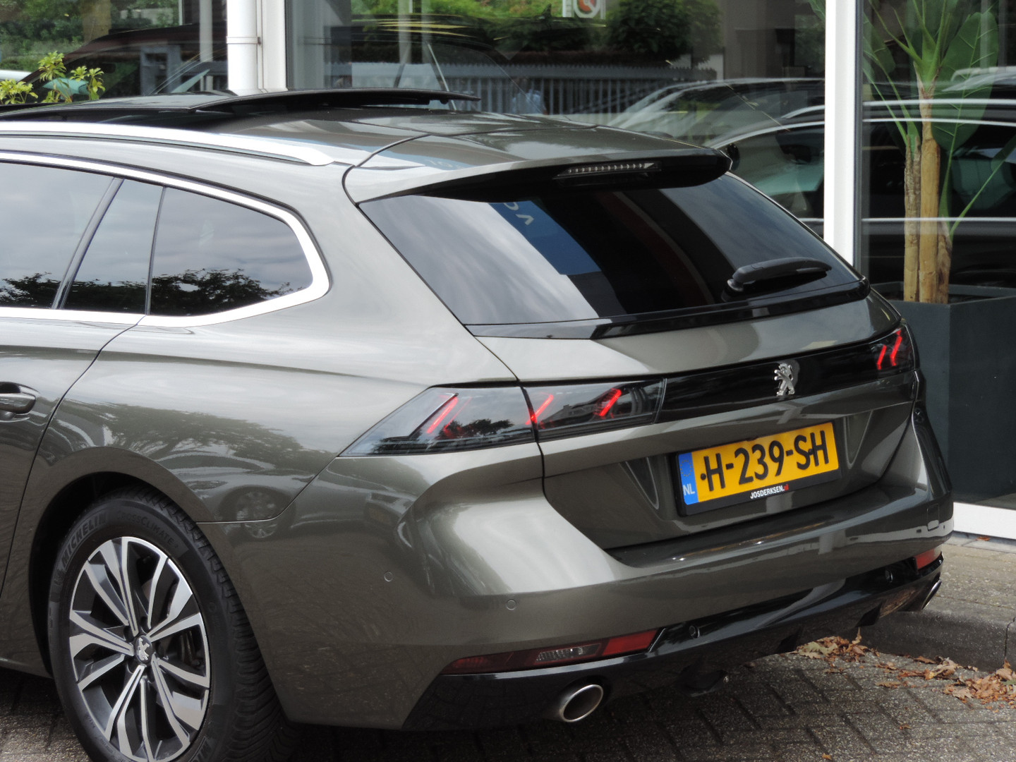 Peugeot