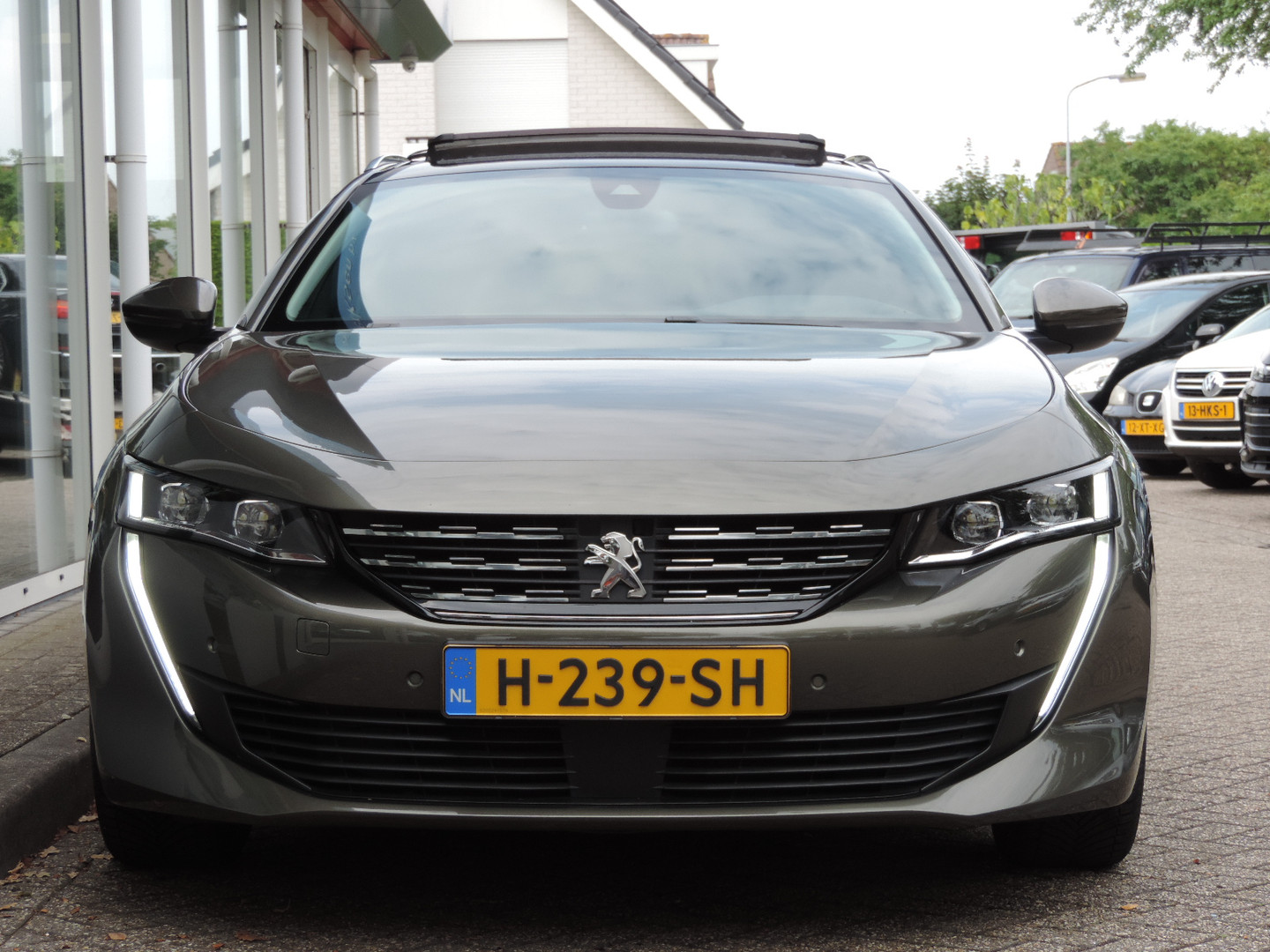 Peugeot