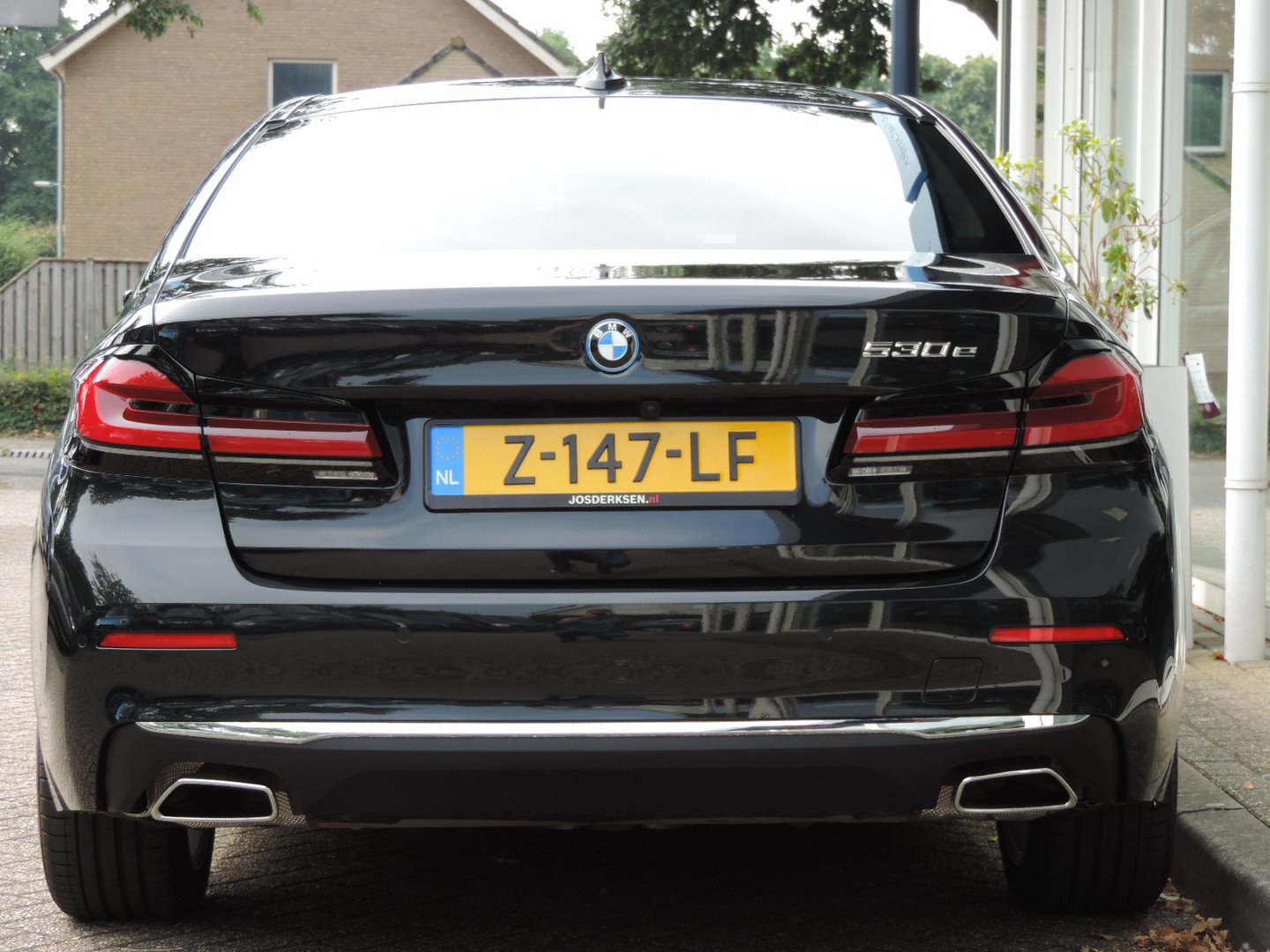 BMW