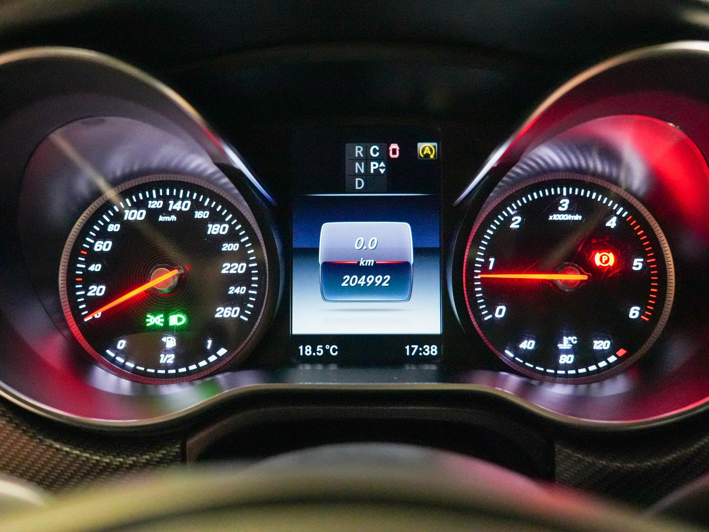 Mercedes-Benz Mercedes-Benz