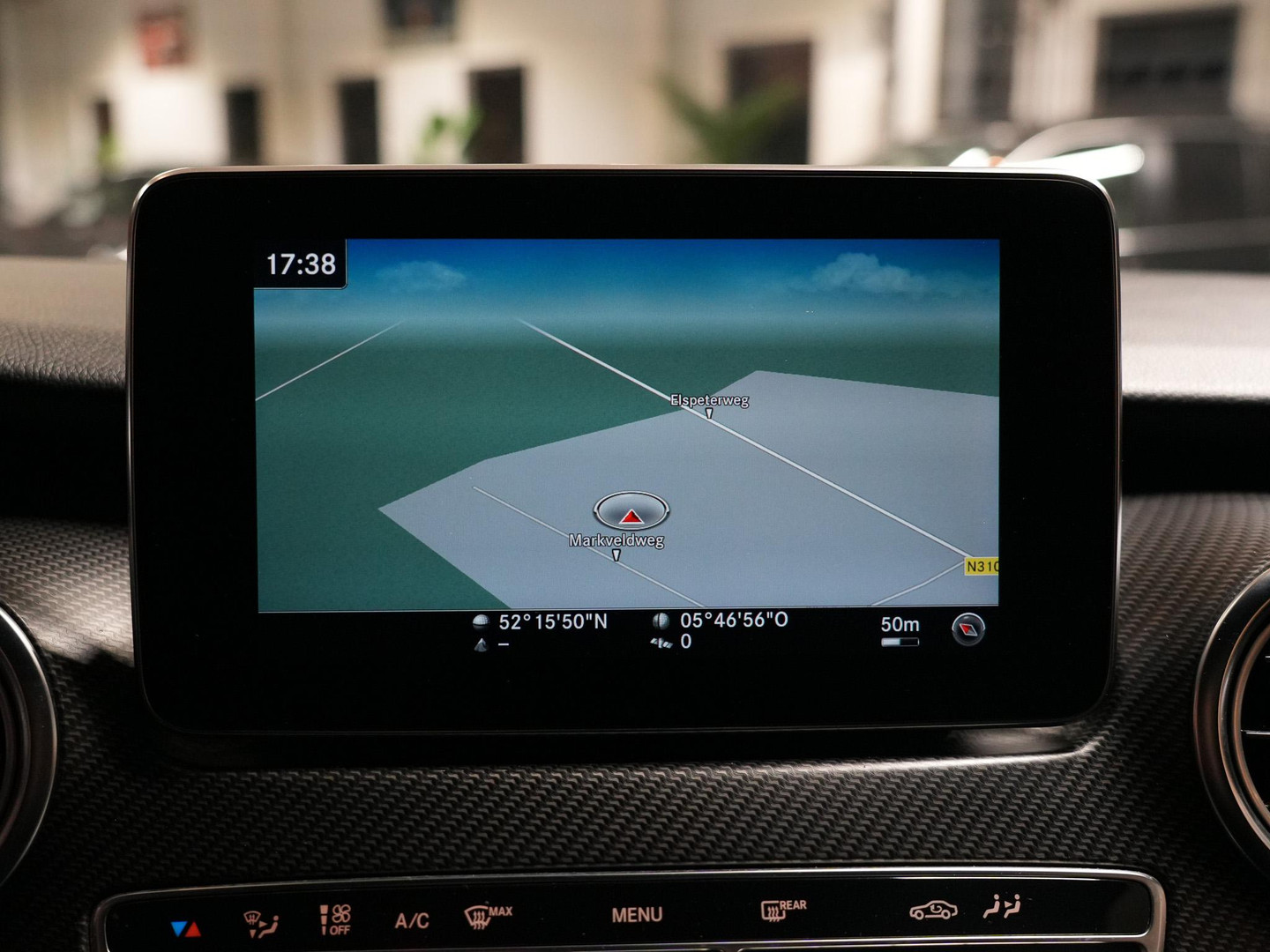 Mercedes-Benz Mercedes-Benz