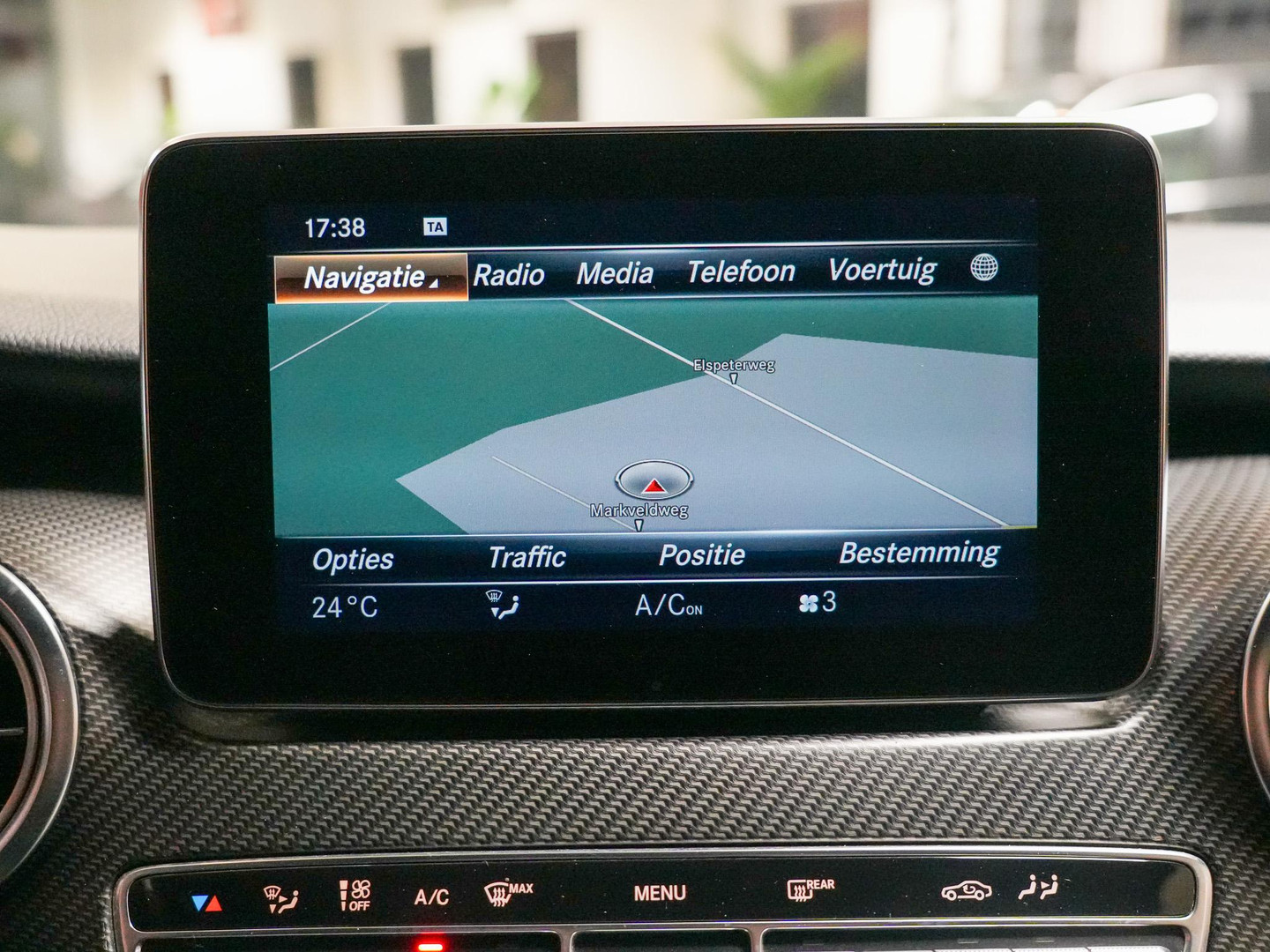 Mercedes-Benz Mercedes-Benz