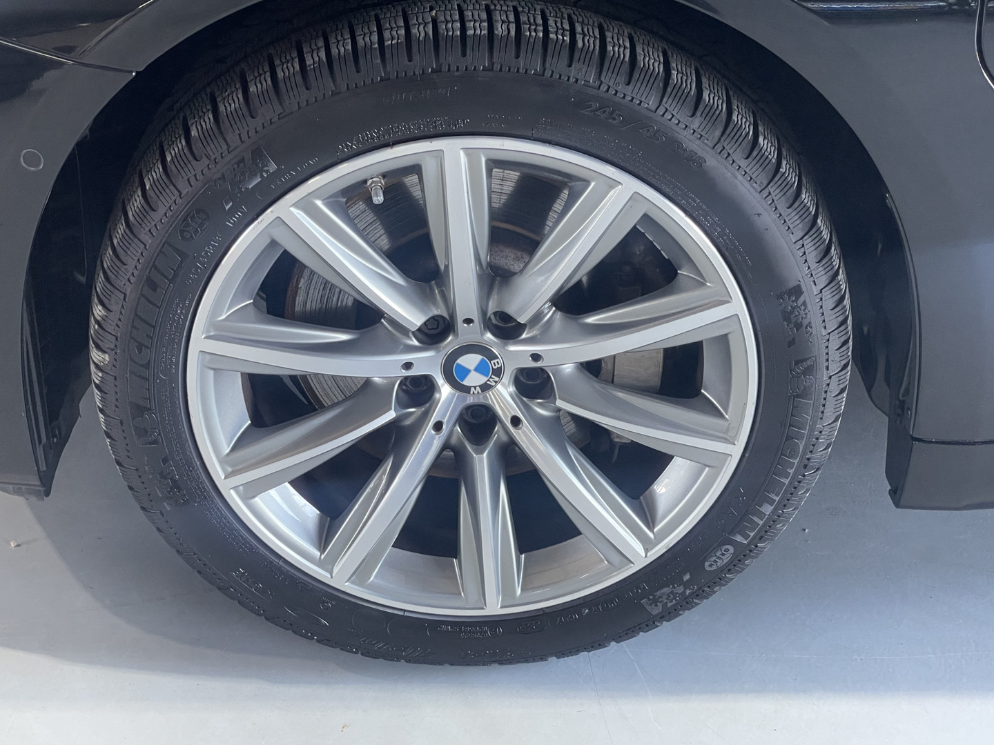 BMW BMW