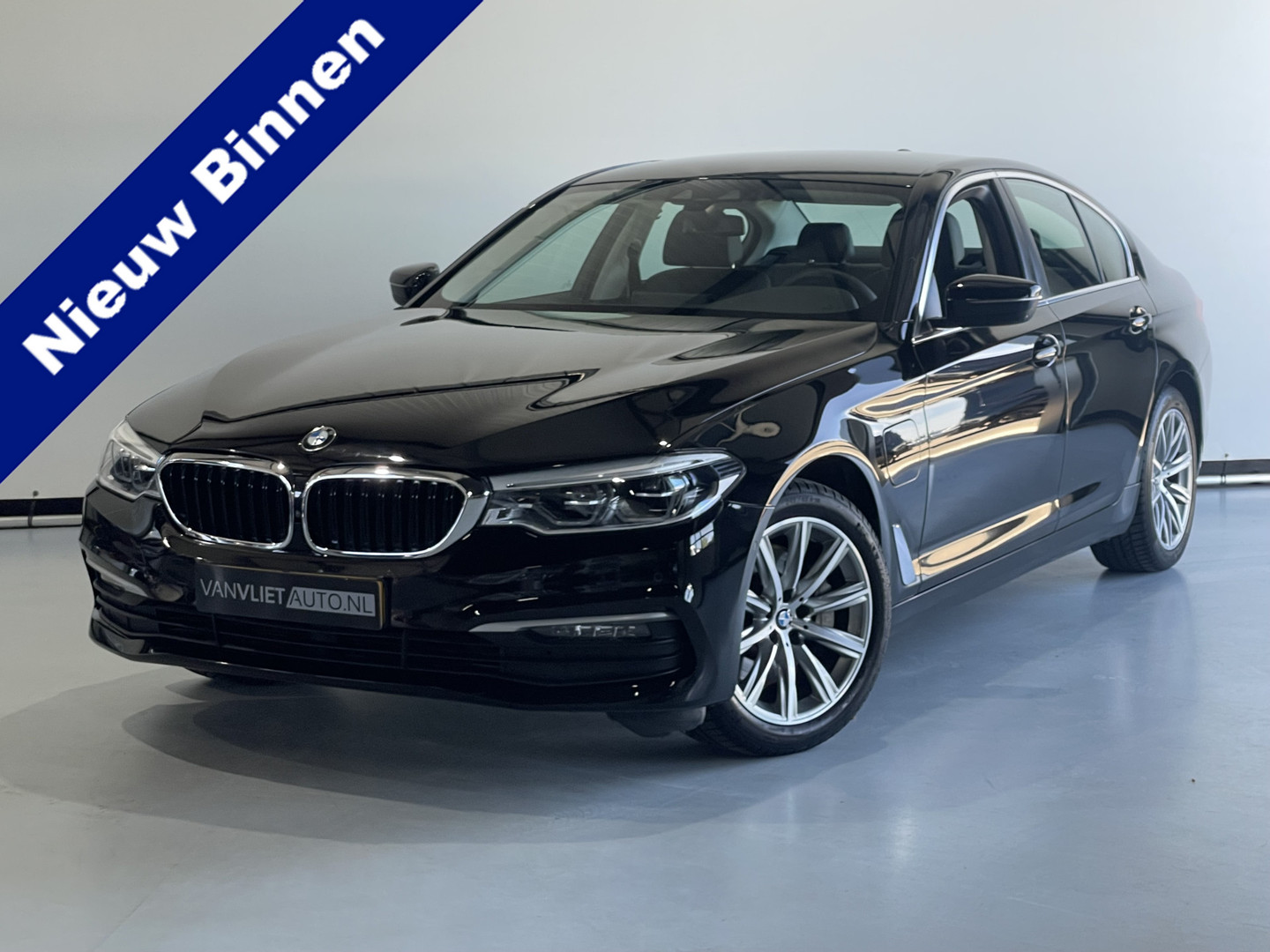 BMW BMW
