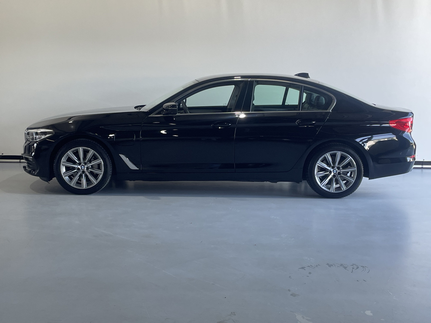 BMW BMW