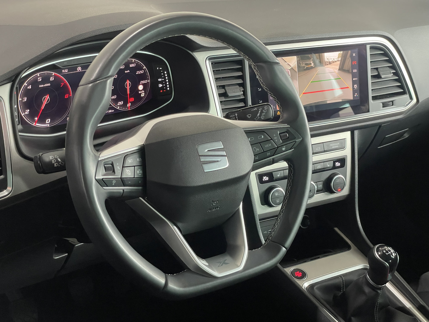 SEAT SEAT
