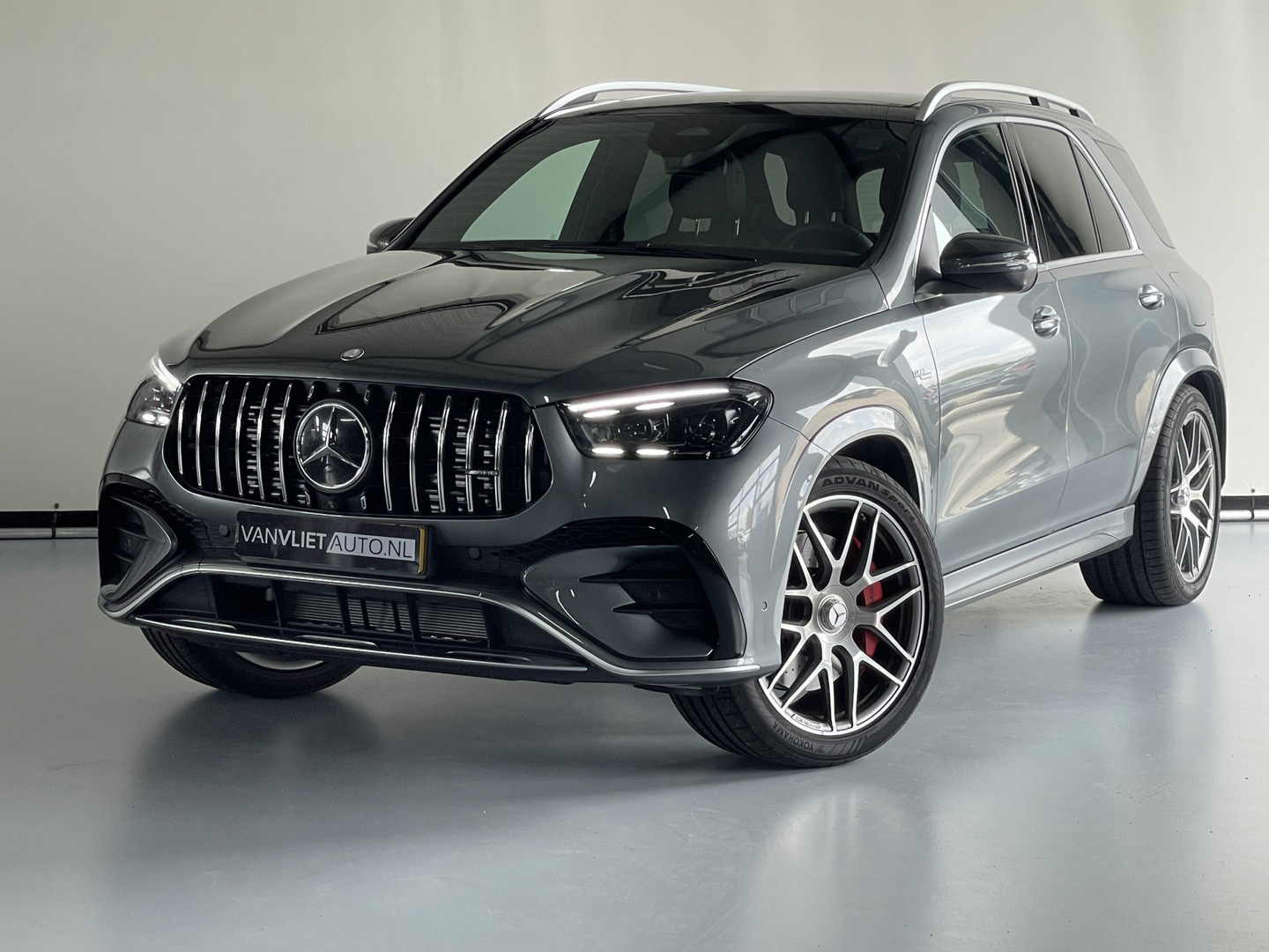 Mercedes-Benz Mercedes-Benz