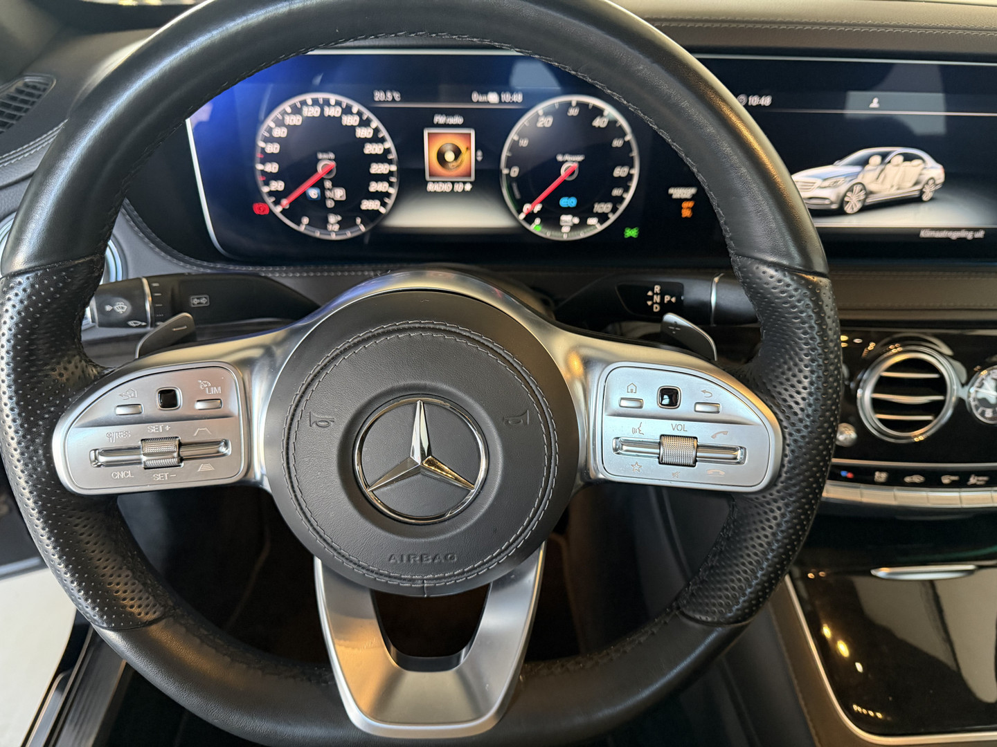 Mercedes-Benz Mercedes-Benz