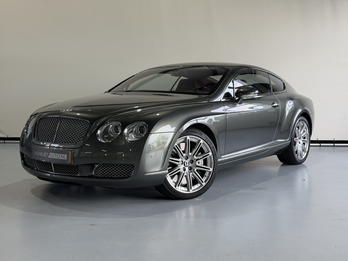 Bentley Bentley
