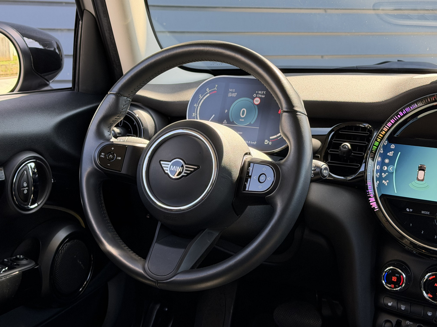 MINI