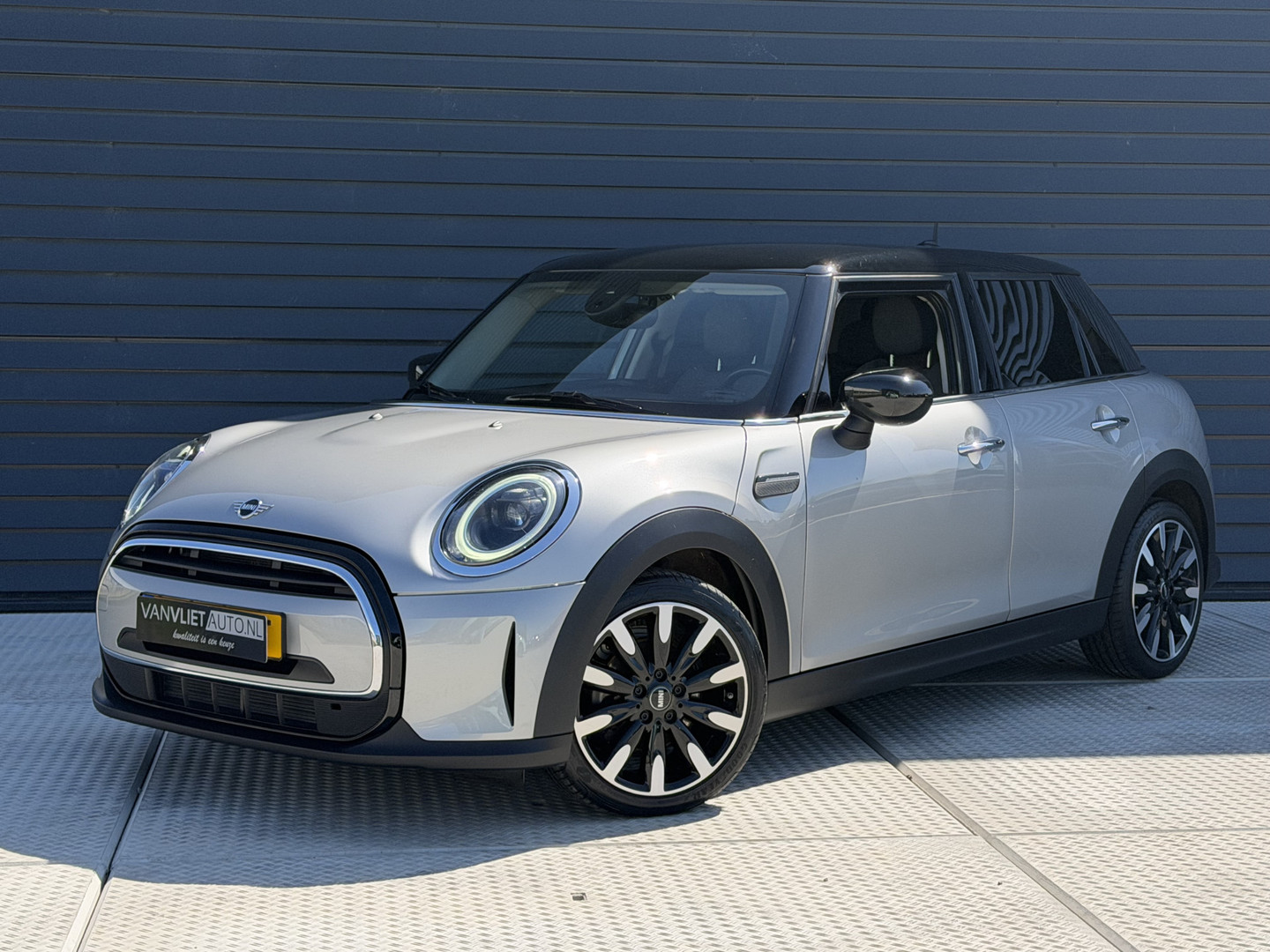 MINI