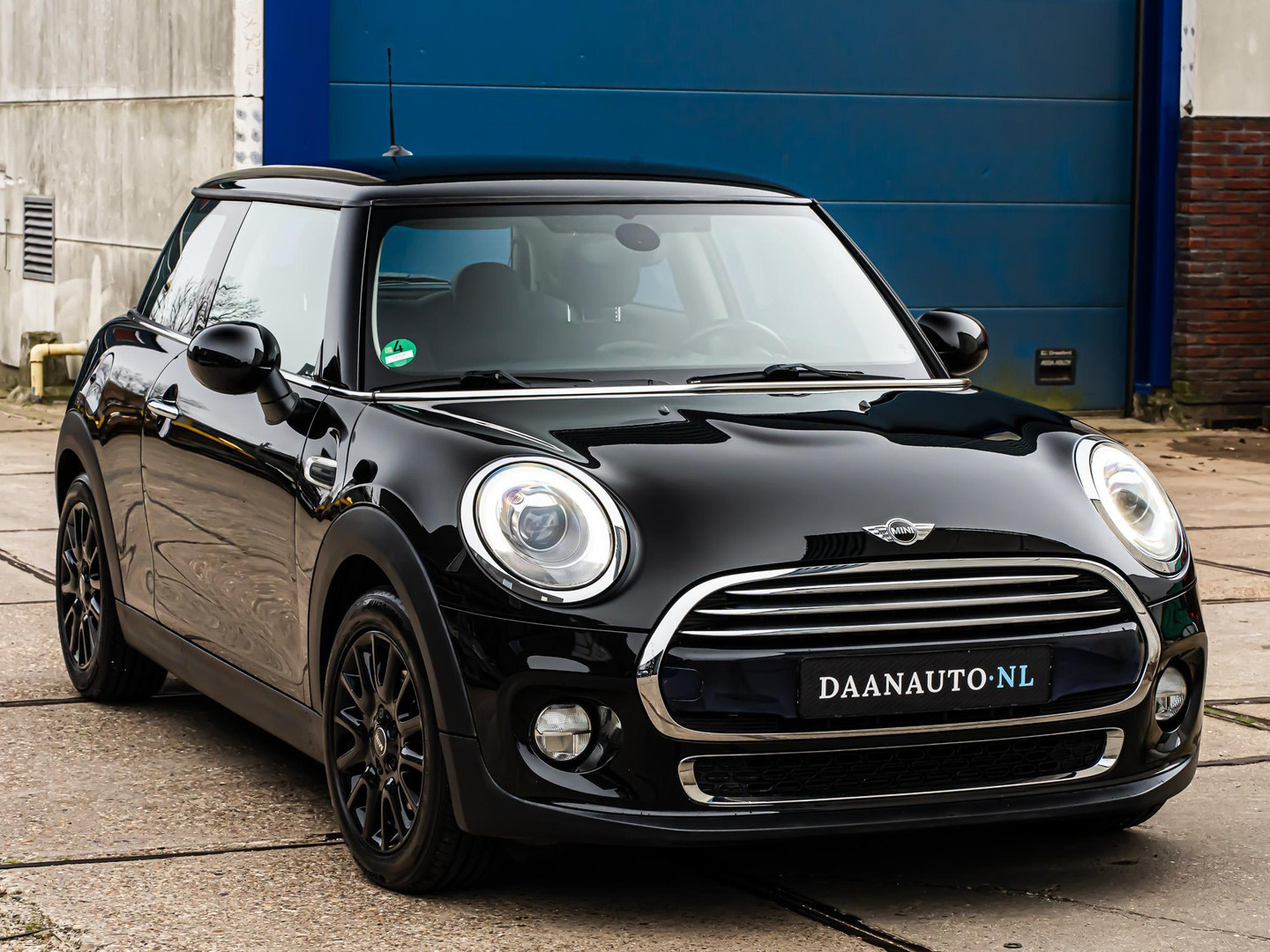 MINI