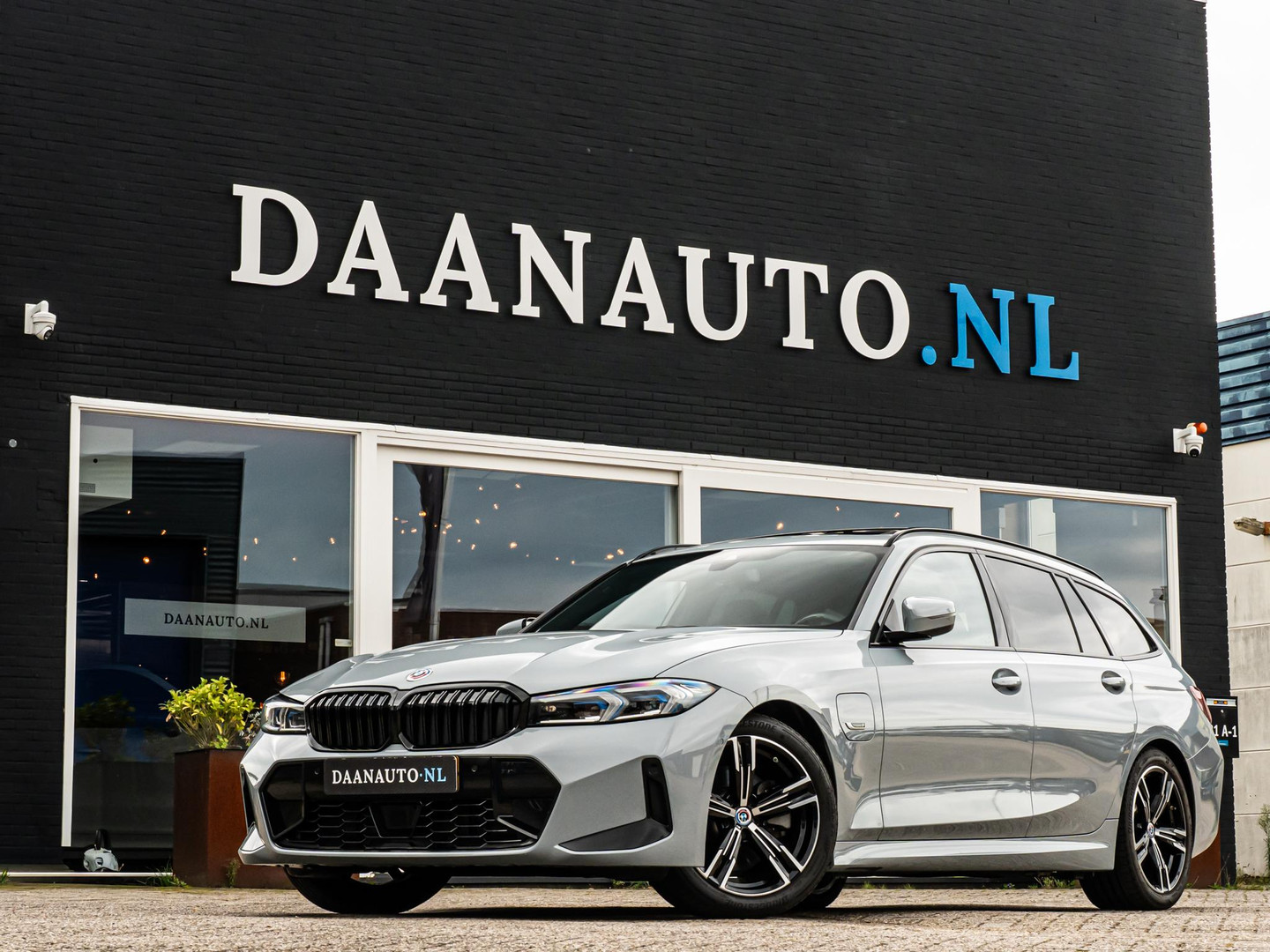 BMW