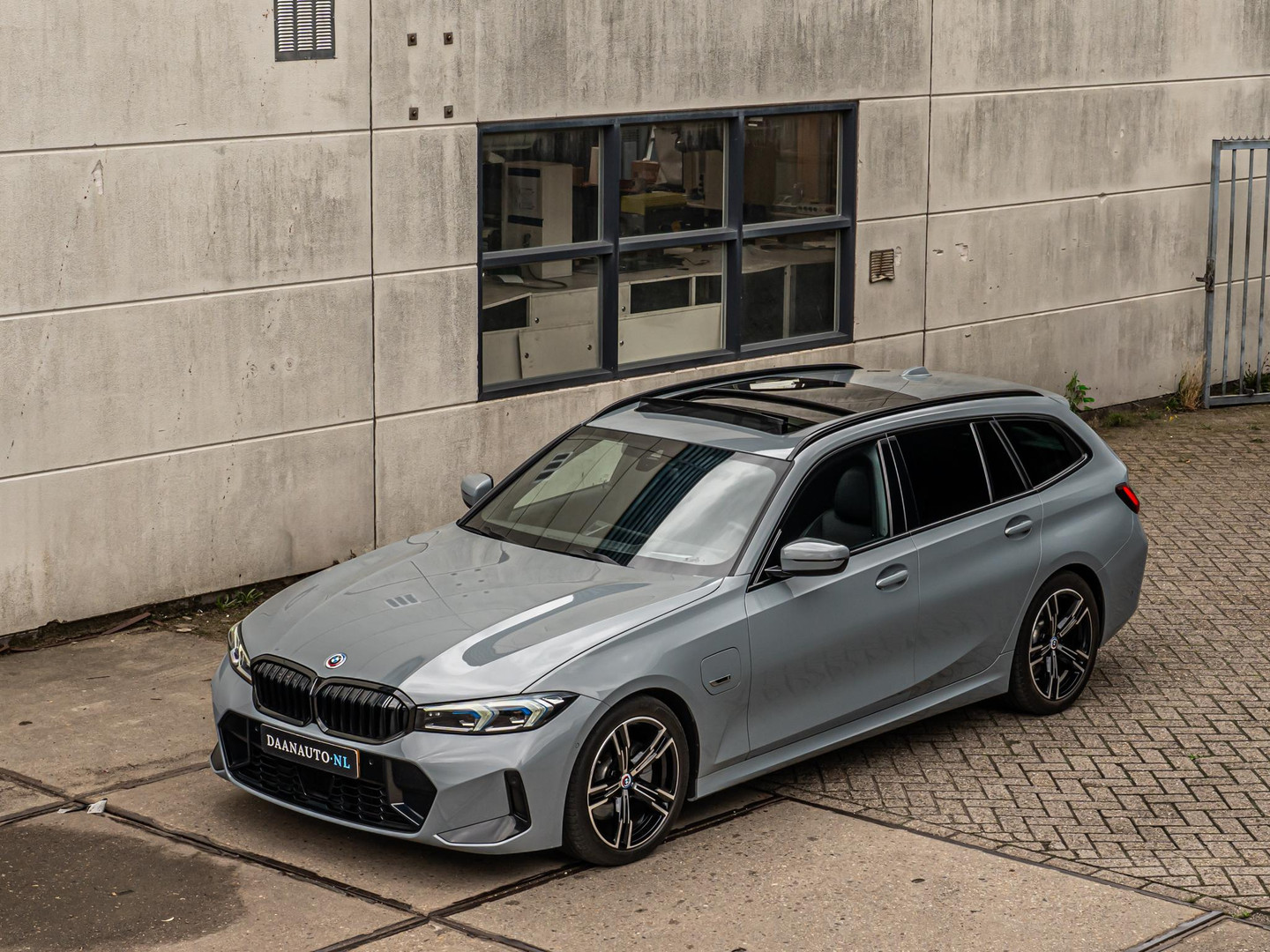 BMW