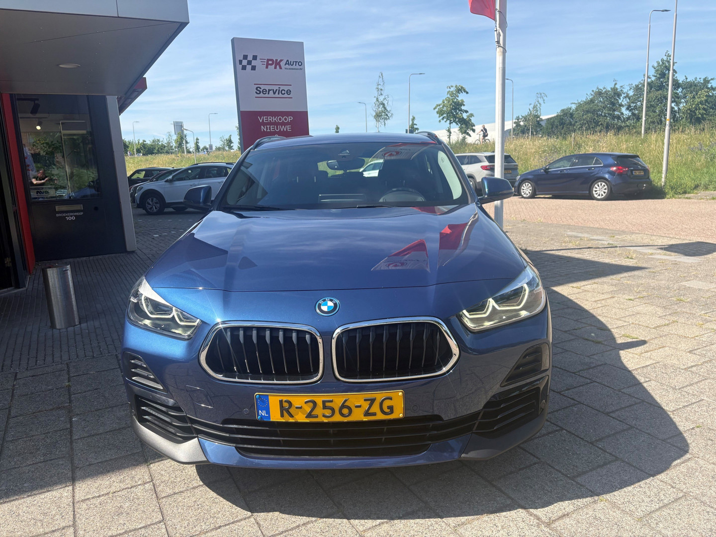 BMW
