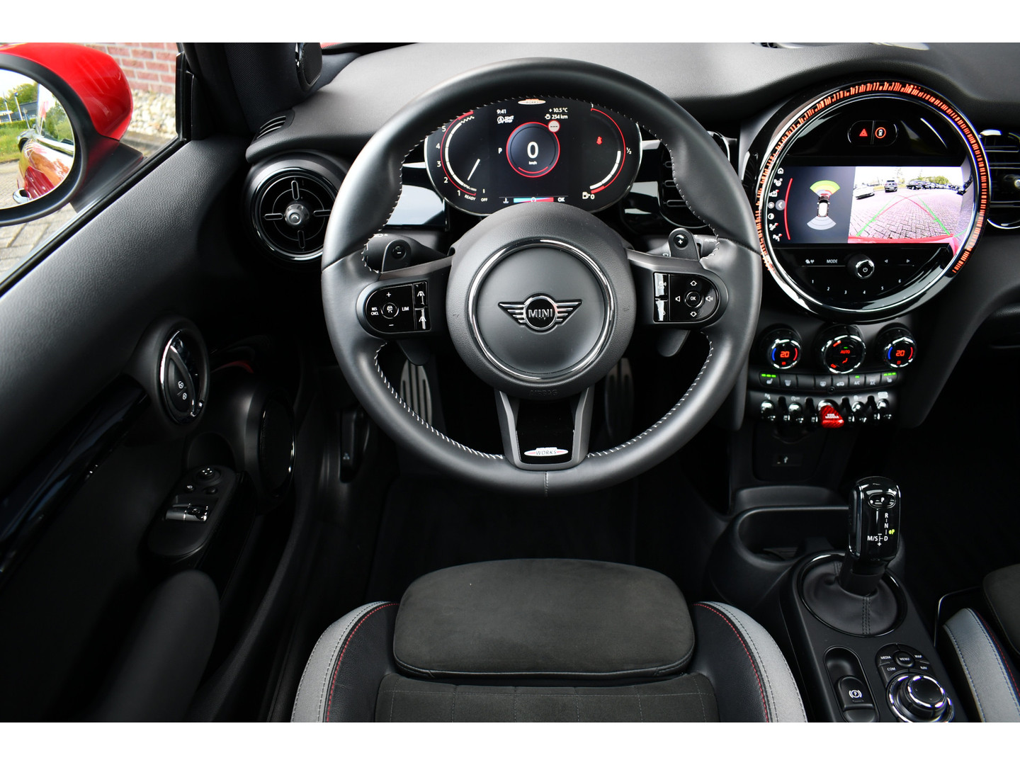 MINI MINI