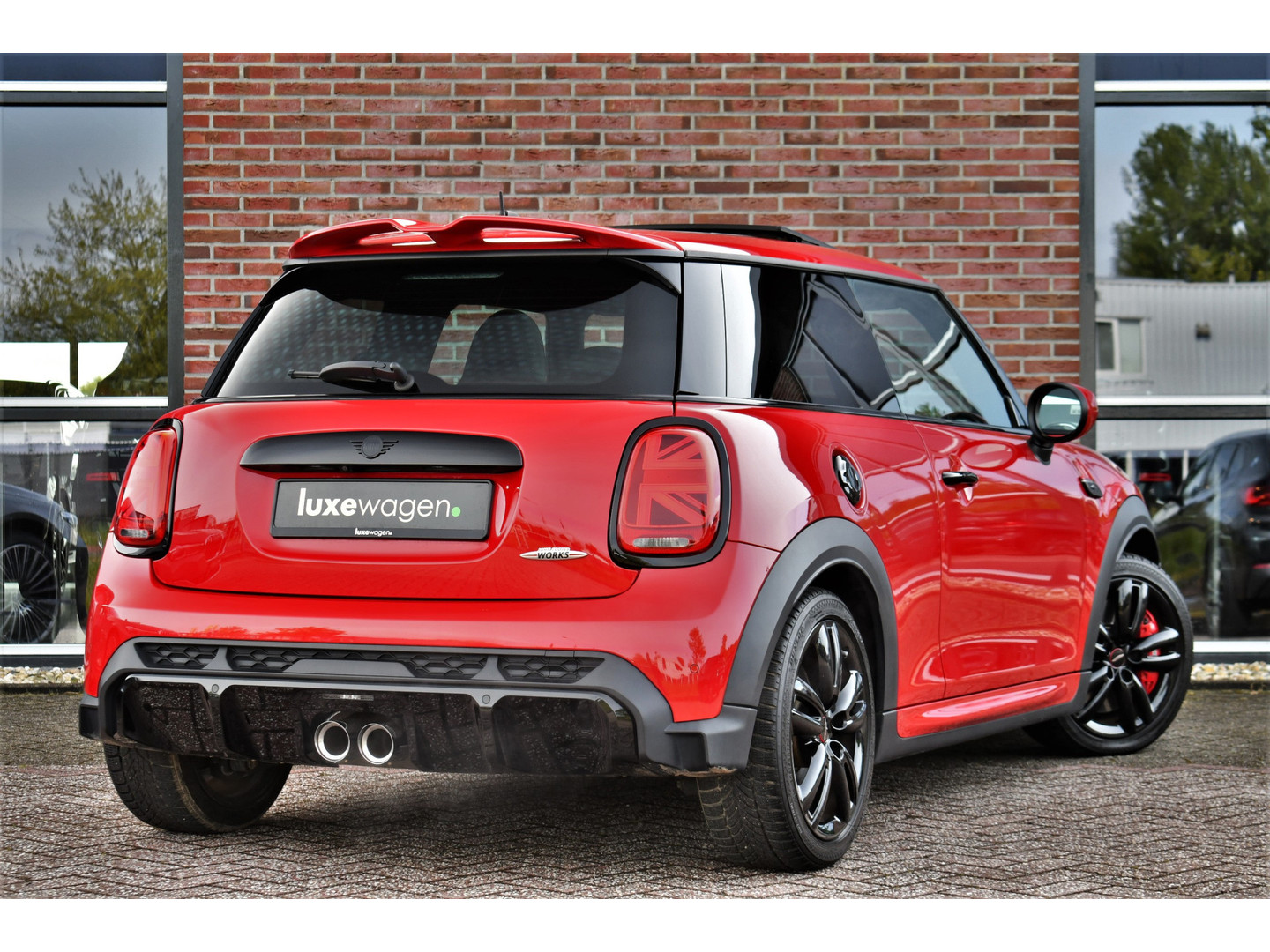 MINI MINI
