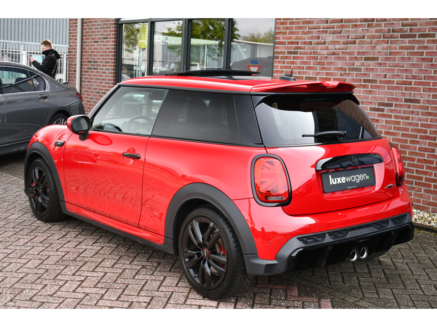 MINI MINI