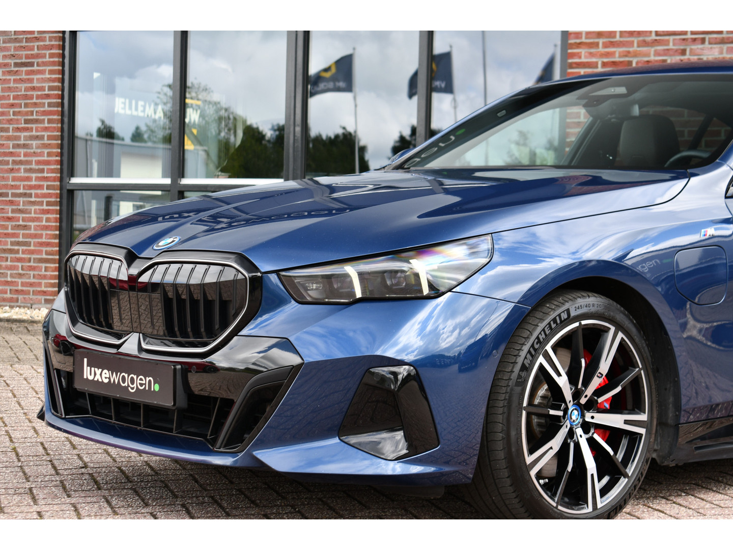 BMW
