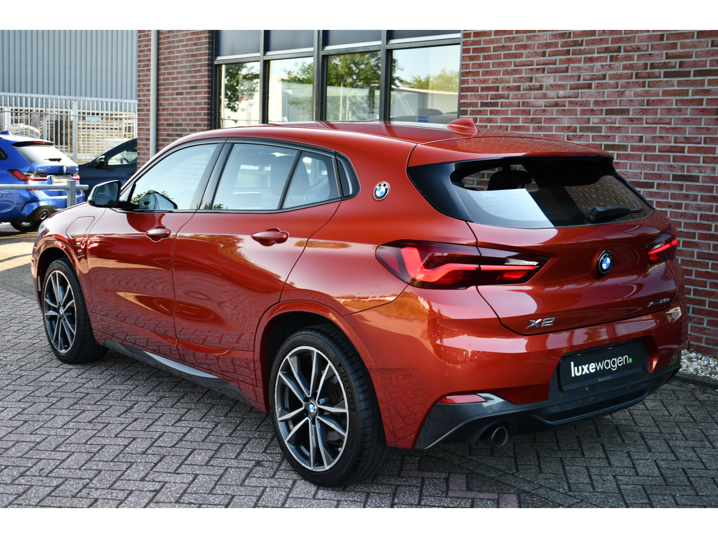 BMW BMW