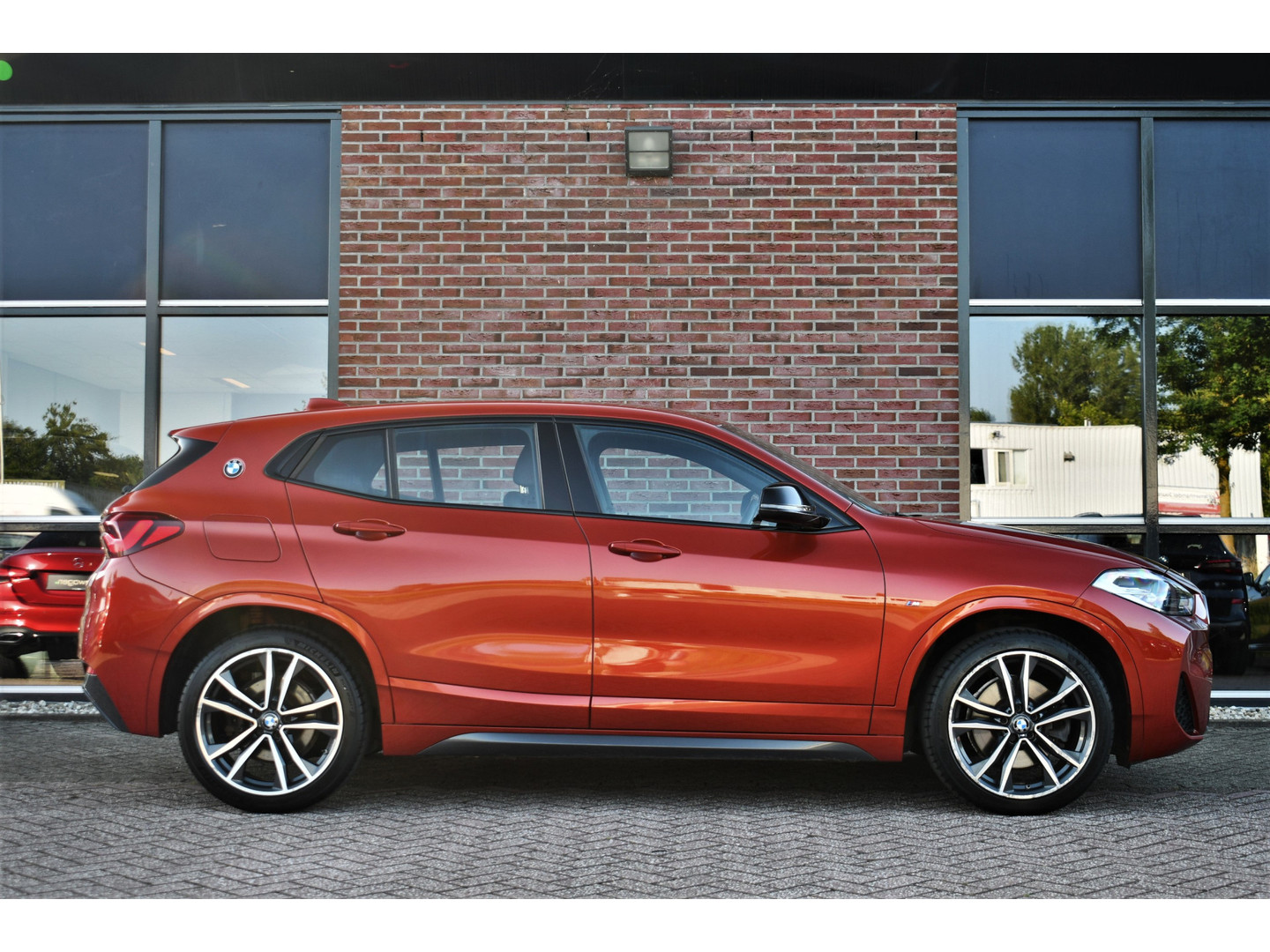 BMW BMW