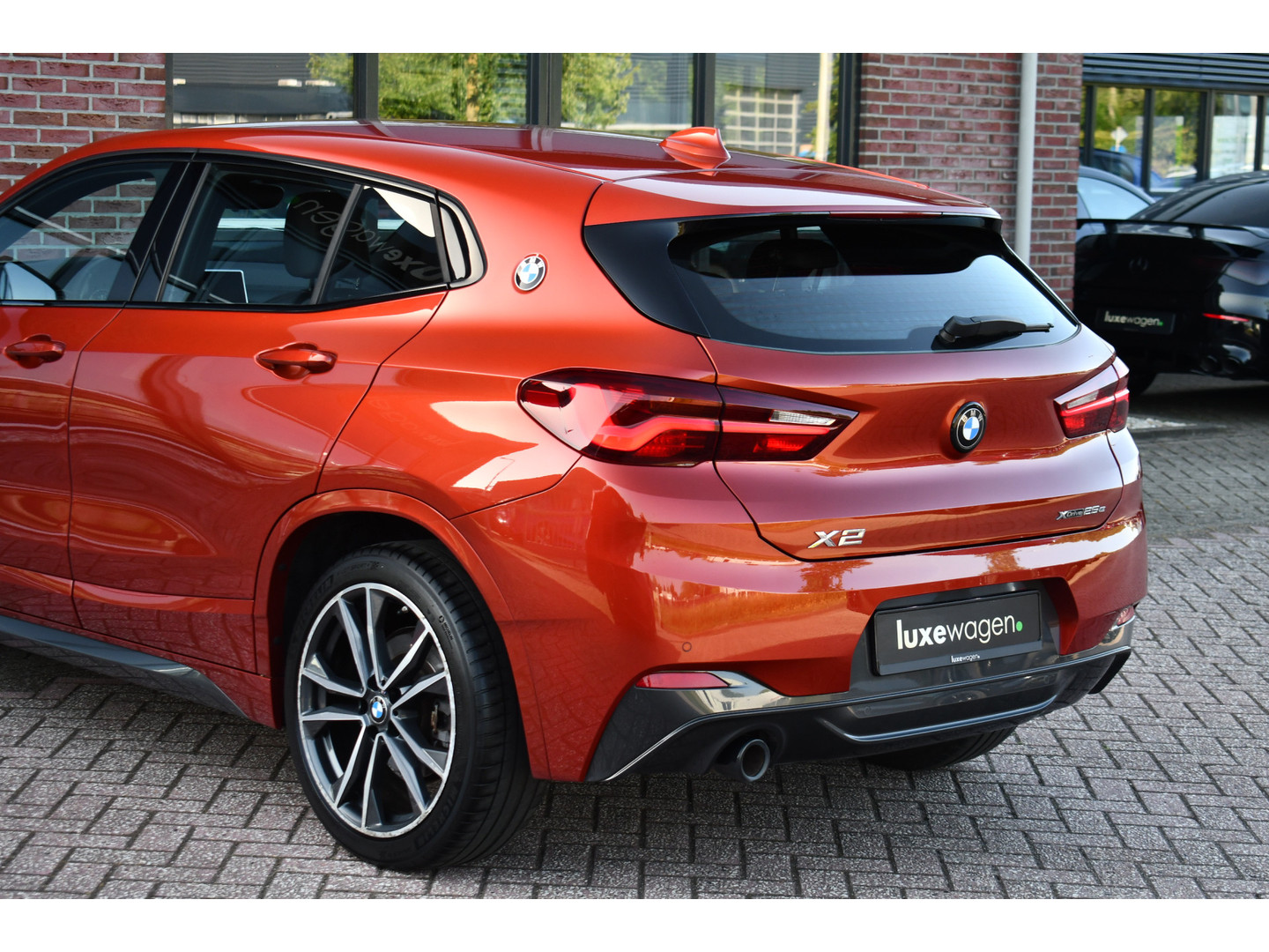 BMW BMW