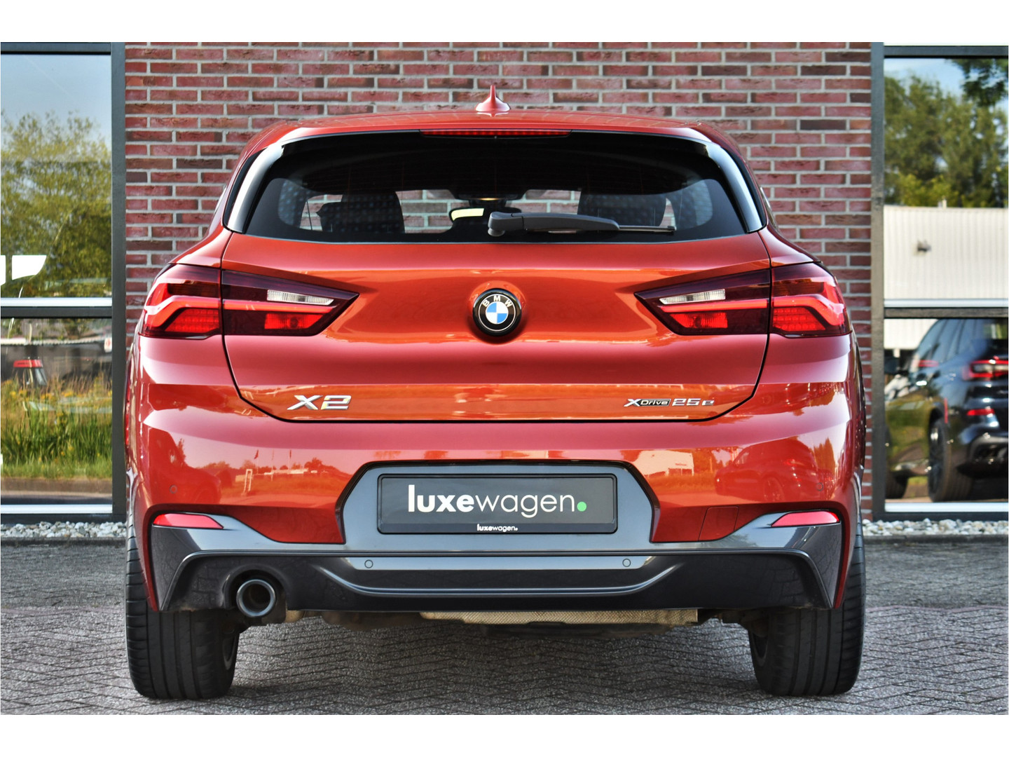 BMW BMW