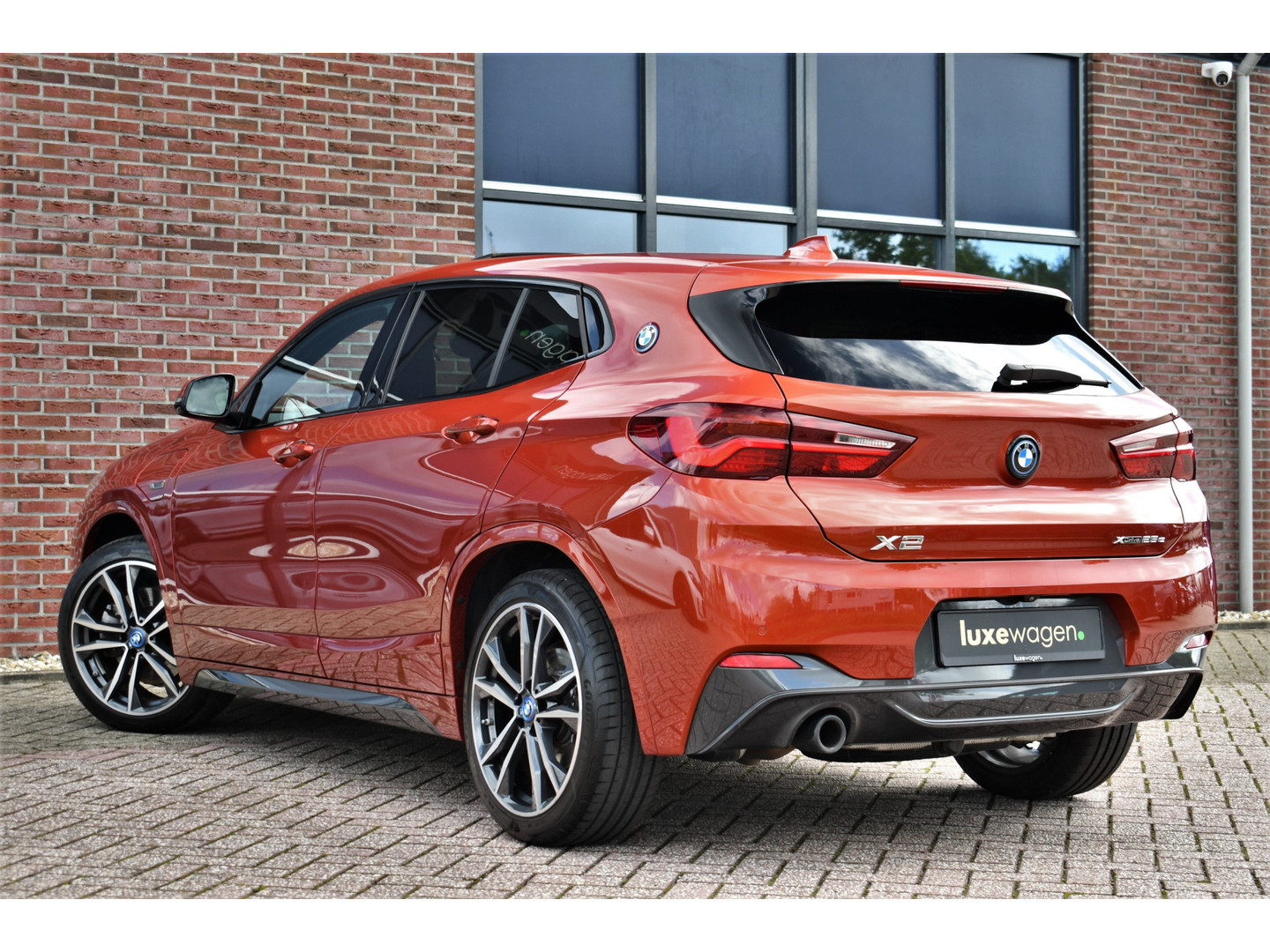 BMW BMW