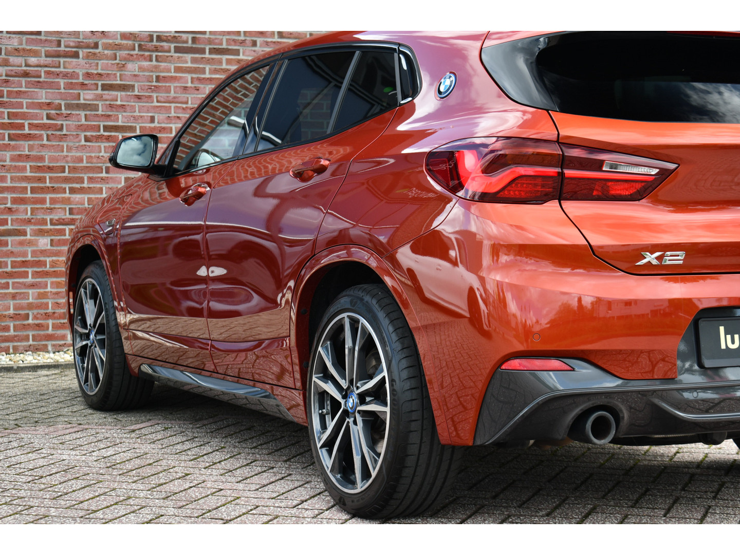 BMW BMW