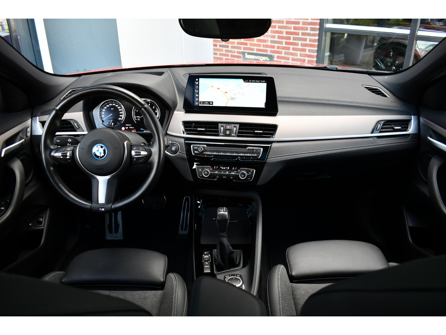 BMW BMW