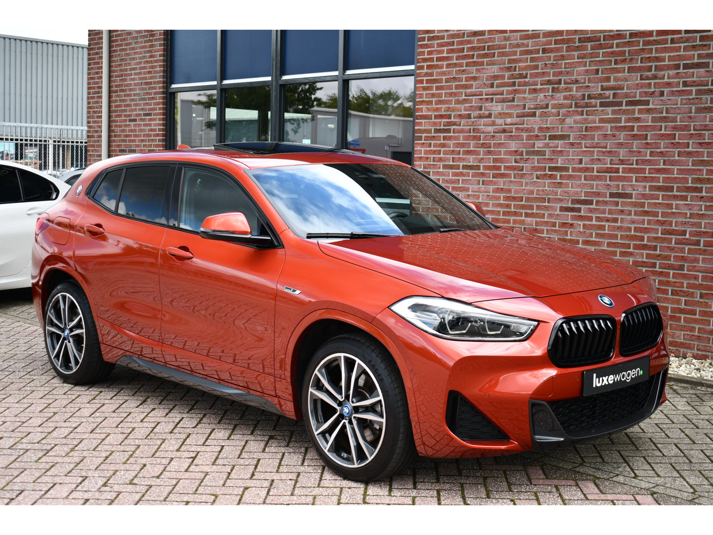 BMW BMW