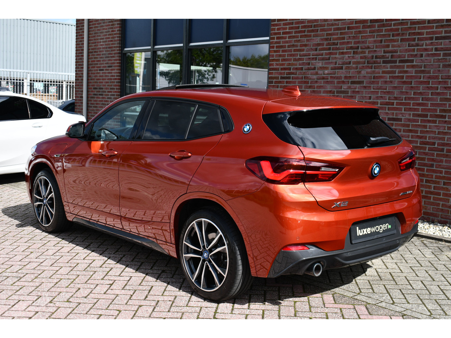 BMW BMW