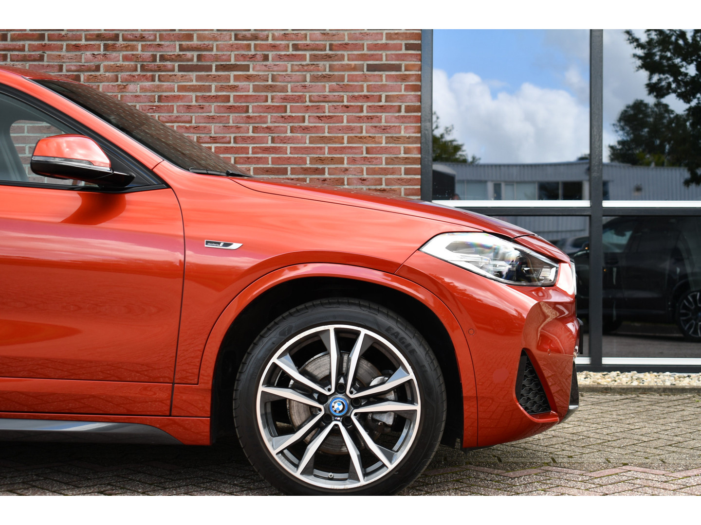 BMW BMW