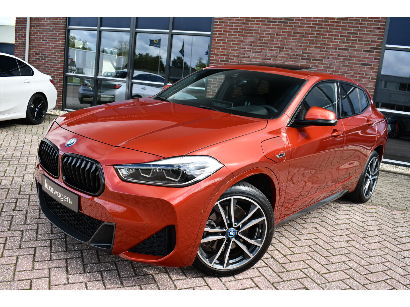 BMW BMW