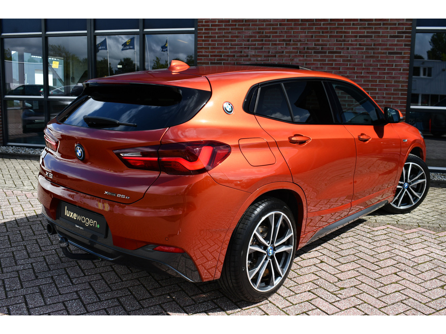 BMW BMW
